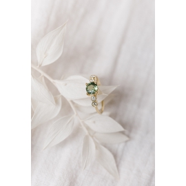 Green sky ring - 18k gold, blue sapphire & diamonds
