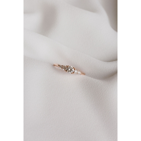 Clarity ring - 18k recycled gold & diamonds